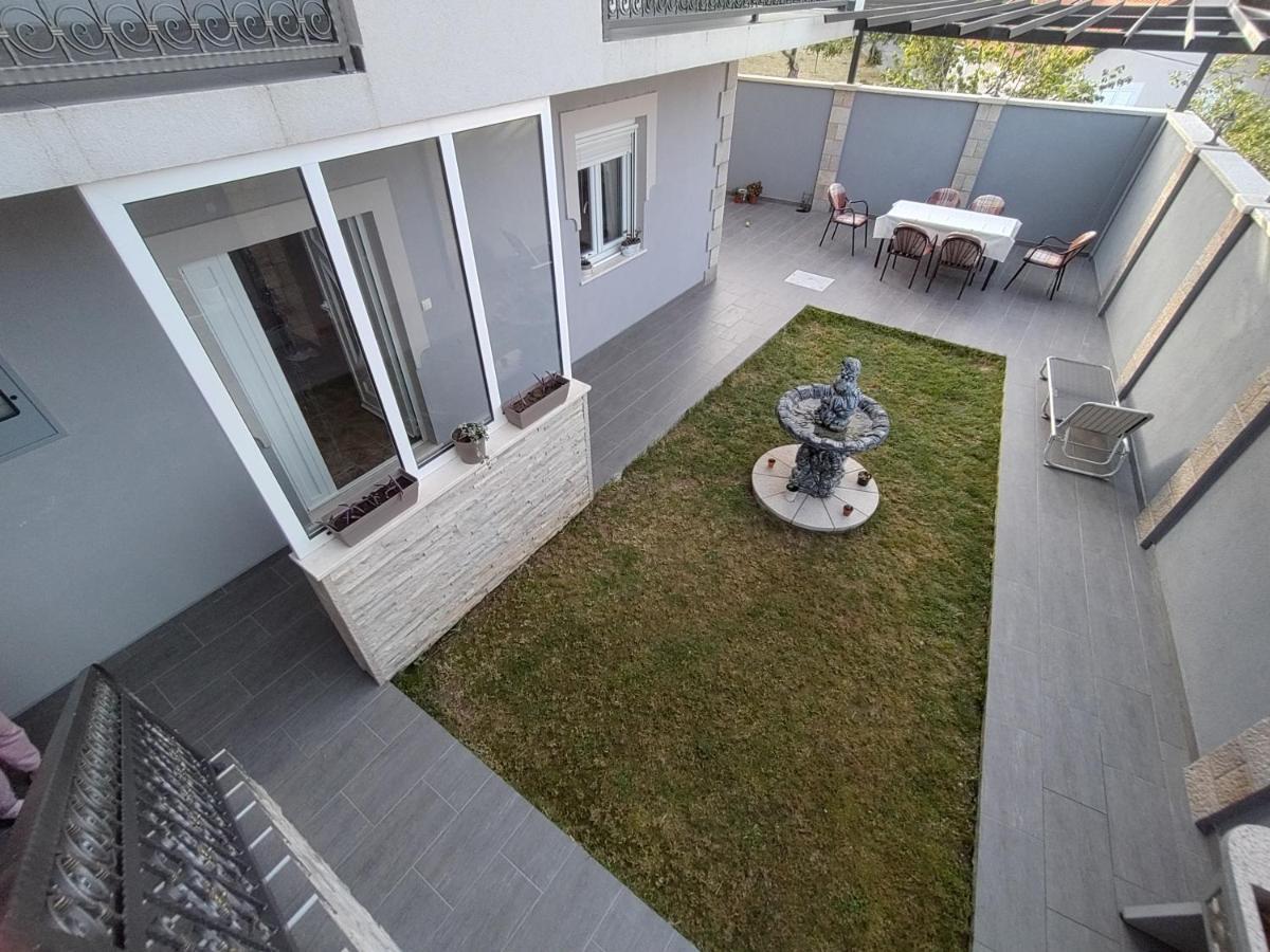 Apartman Magdalena Требинє Екстер'єр фото